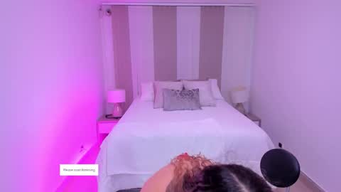 Leah  Greyy online show from 10.27.25