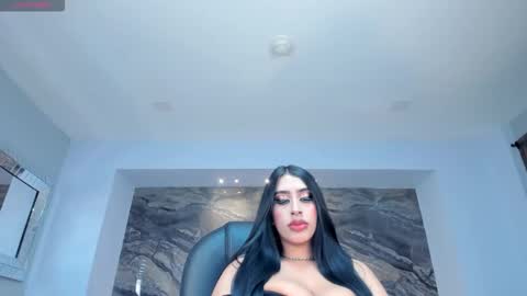 leahlombardi_ online show from 12.20.25