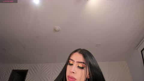 leahlombardi_ online show from 04.05.26