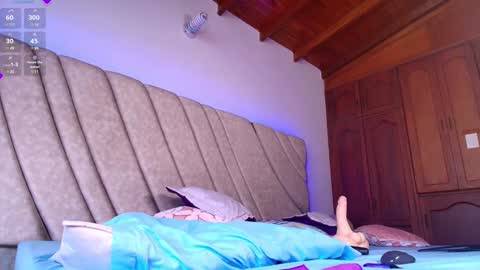 Instagram Leahprada  online show from 01.20.25