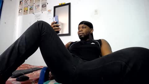 Snapshot of leandrohurtado69 chatting on 05.21.26 Latino hot online show from 05.21.26