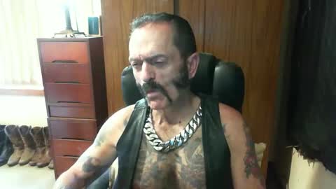 leathergreaser online show from 01.09.25