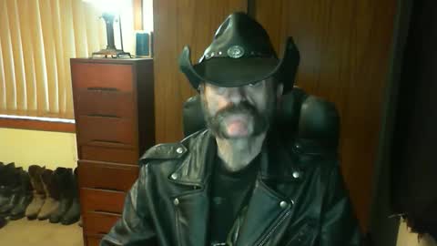 leathergreaser online show from 04.03.26