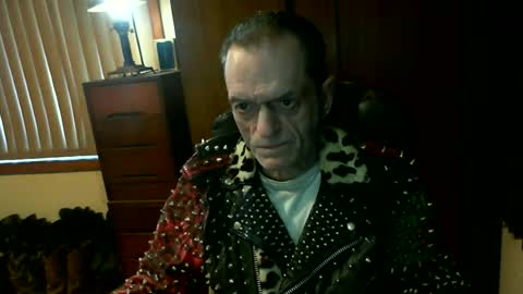 Snapshot of leathergreaser chatting on 06.22.26 leathergreaser online show from 06.22.26