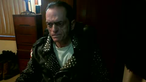 Snapshot of leathergreaser chatting on 06.25.26 leathergreaser online show from 06.25.26