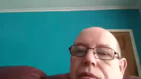 Snapshot of leatherpants68 chatting on 10.09.25 leatherpants68 online show from 10.09.25