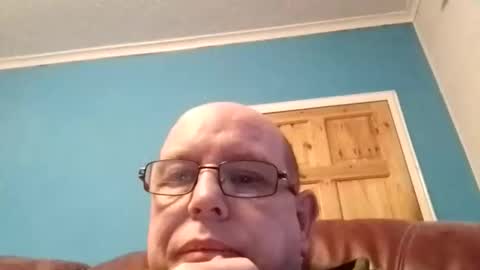 Snapshot of leatherpants68 chatting on 01.10.26 leatherpants68 online show from 01.10.26