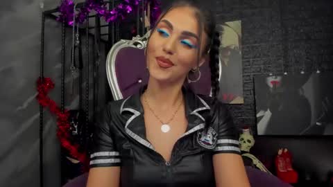 Lea online show from 01.08.25