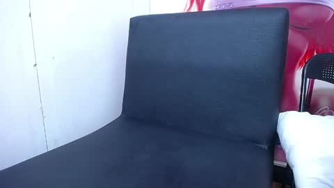 Snapshot of lee_marash chatting on 05.29.26 lee_marash online show from 05.29.26
