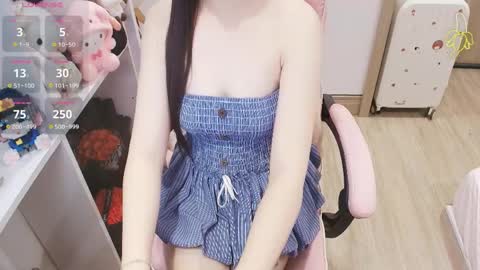 Lee online show from 04.04.26