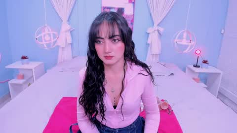 Snapshot of leeah_carter chatting on 05.23.26 Leah Carter online show from 05.23.26