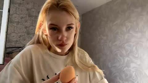 Kate online show from 04.21.26