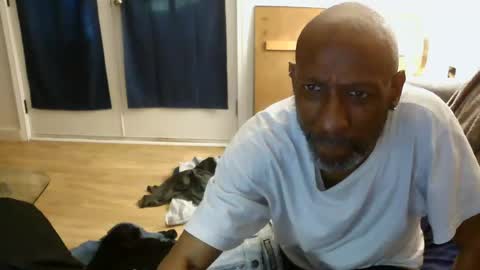 Snapshot of leeguy_hugedick chatting on 07.18.26 Ebony DeafGuy online show from 07.18.26