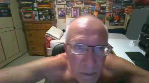 Snapshot of leezamm1132 chatting on 04.29.26 leezamm1132 online show from 04.29.26