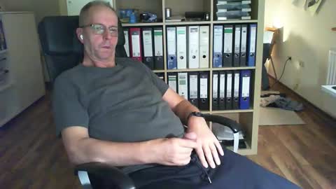 Dave online show from 10.14.25