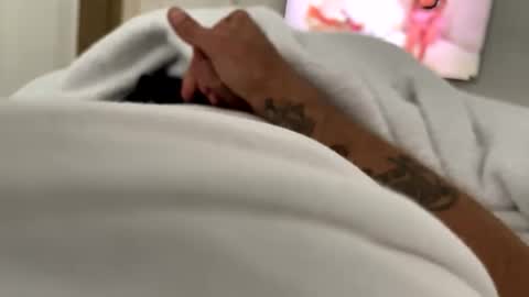 Snapshot of legal4 chatting on 12.04.25 legal4 online show from 12.04.25