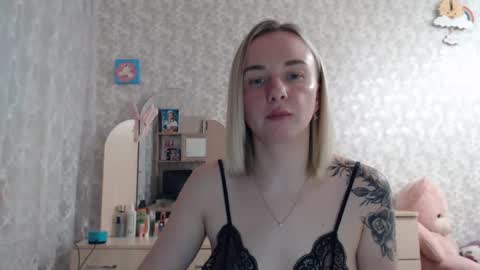 leggywily25 online show from 02.25.25