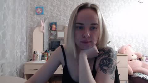 leggywily25 online show from 03.12.25