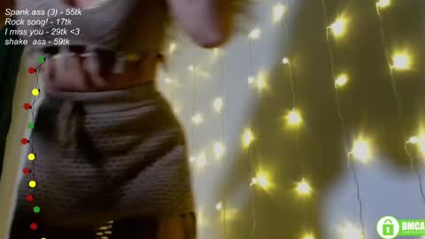 hey Im Leia and I love rock  online show from 01.17.25