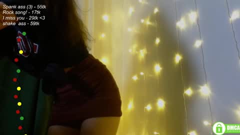 hey Im Leia and I love rock  online show from 02.23.25