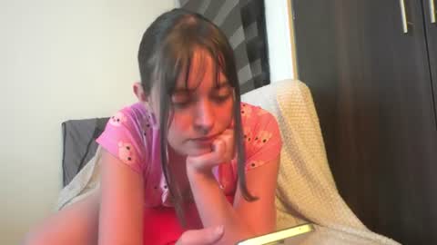 Snapshot of leiaah__ chatting on 07.24.26 Leah online show from 07.24.26