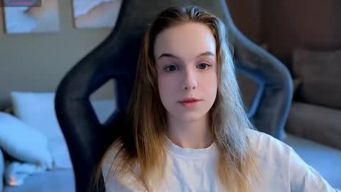 Snapshot of leiamurphy chatting on 04.14.26 Leia online show from 04.14.26