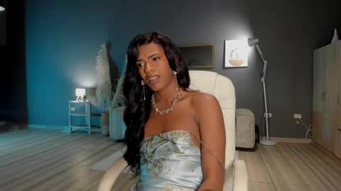 Leila     online show from 10.02.25