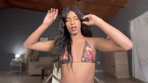 Leila     online show from 04.27.26