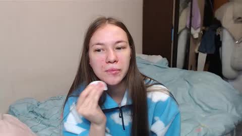 leila_bambi online show from 02.13.25