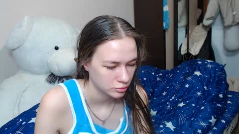 leila_bambi_ online show from 01.30.25