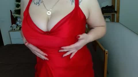 Leila online show from 02.20.25