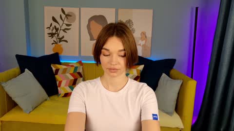 Snapshot of leilalawson chatting on 01.12.25 LeilaLawson online show from 01.12.25