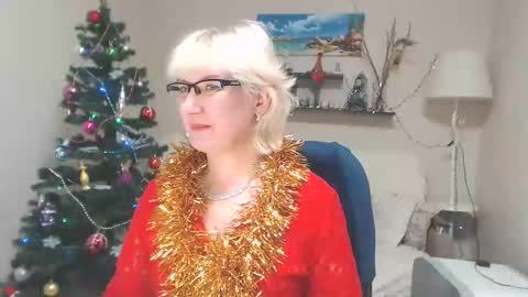 Leila Kinky online show from 01.04.25