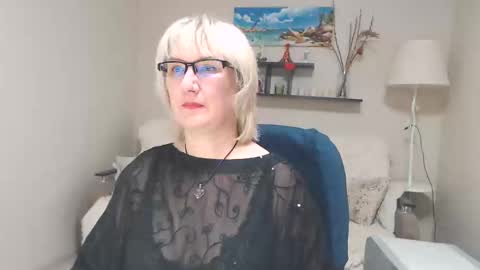 Leila Kinky online show from 01.23.25