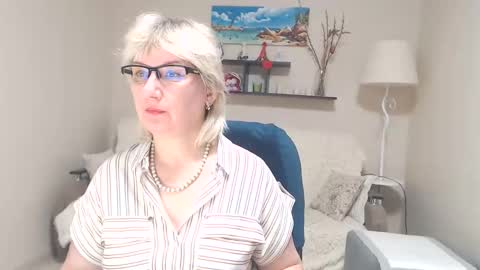 Leila Kinky online show from 03.07.25