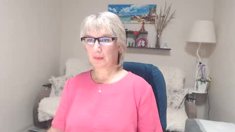 Leila Kinky online show from 10.06.25