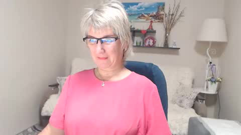 Leila Kinky online show from 10.13.25