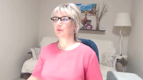 Leila Kinky online show from 02.13.26