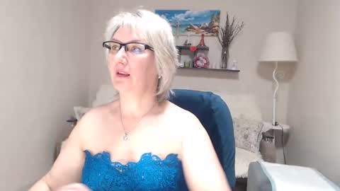 Leila Kinky online show from 04.01.26