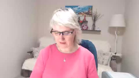 Leila Kinky online show from 04.18.26