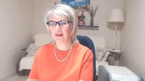 Leila Kinky online show from 07.19.26