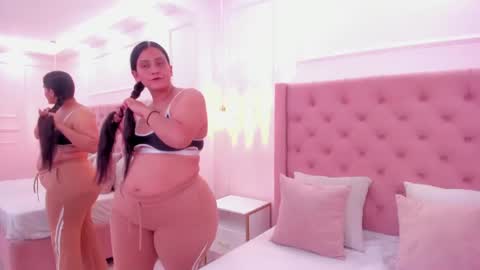 Snapshot of leily_asss chatting on 07.14.26 leily_asss online show from 07.14.26