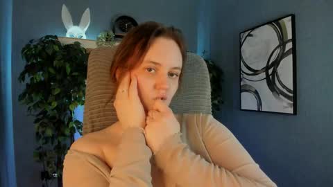 Lela online show from 02.26.26