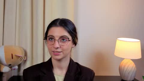 Snapshot of lelahcaminero chatting on 11.05.25 Alexandria online show from 11.05.25