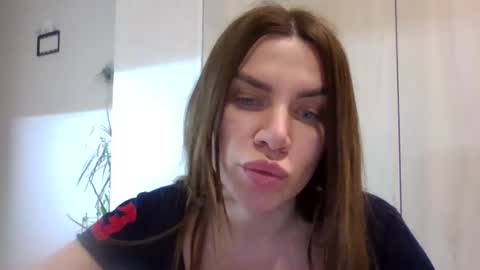Snapshot of lena6122000 chatting on 03.15.26 lena6122000 online show from 03.15.26