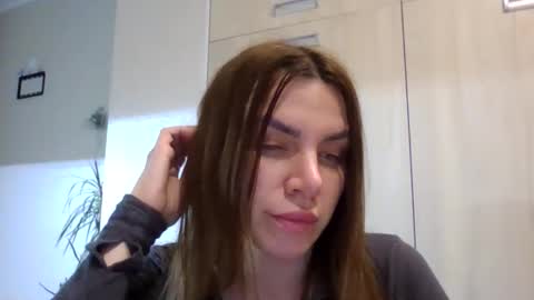 Snapshot of lena6122000 chatting on 04.01.26 lena6122000 online show from 04.01.26