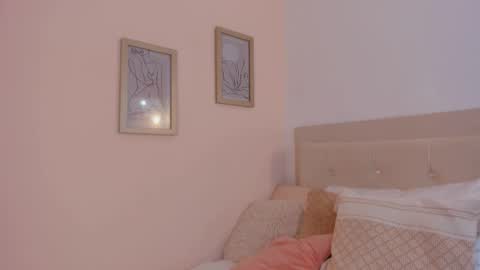 Snapshot of lena_luthor chatting on 09.25.25 lena_luthor online show from 09.25.25