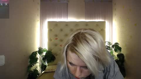 Lena online show from 12.23.24