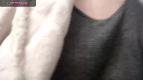 lenagolden online show from 01.30.25