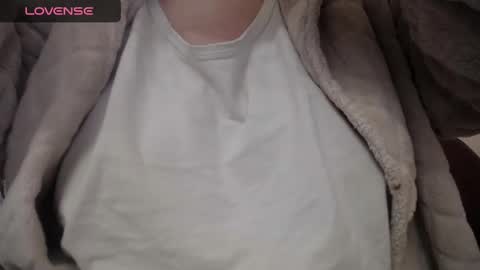 lenagolden online show from 02.21.25